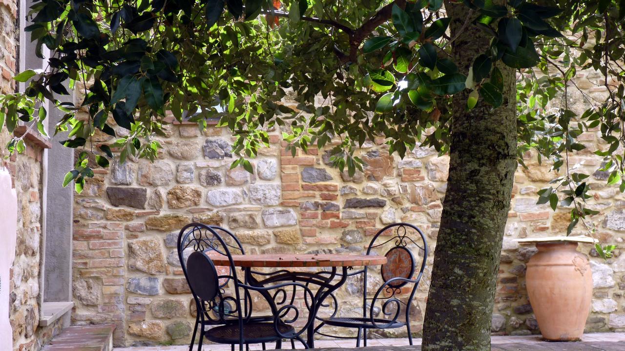 Agriturismo Fattoria Lischeto Volterra Exterior foto