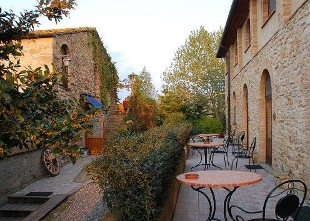 Agriturismo Fattoria Lischeto Volterra Exterior foto